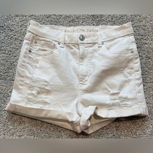 NEW American Eagle Women's Distressed Shorts curvy high rise shortie size 6.